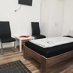 Forstfeld بيت ضيافة كاسيل