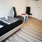 Forstfeld بيت ضيافة كاسيل