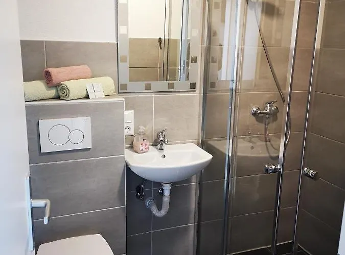 Forstfeld Гостевой дом Кассель